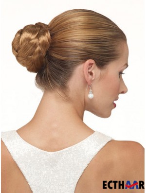 Brauner Clip in Haarknoten